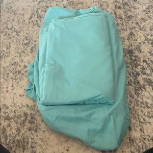 Sold - not available - Twin sheet set